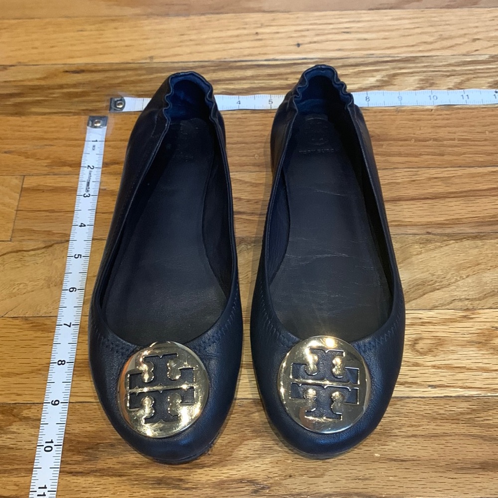 Tory Burch ballet flats, split sole, elastic heel with gold emblem